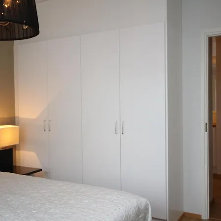 Gella Canalside With Sauna And Balcony In Address Saukonpaadenranta 4 アパート